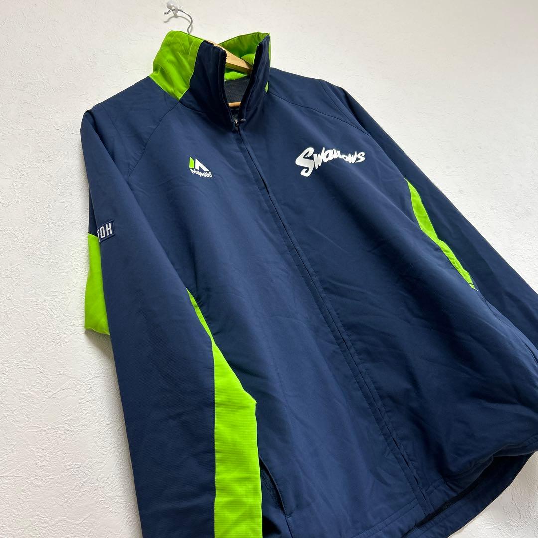ヤクルトスワローズMajestic非売品ジップアップ　グランドコート