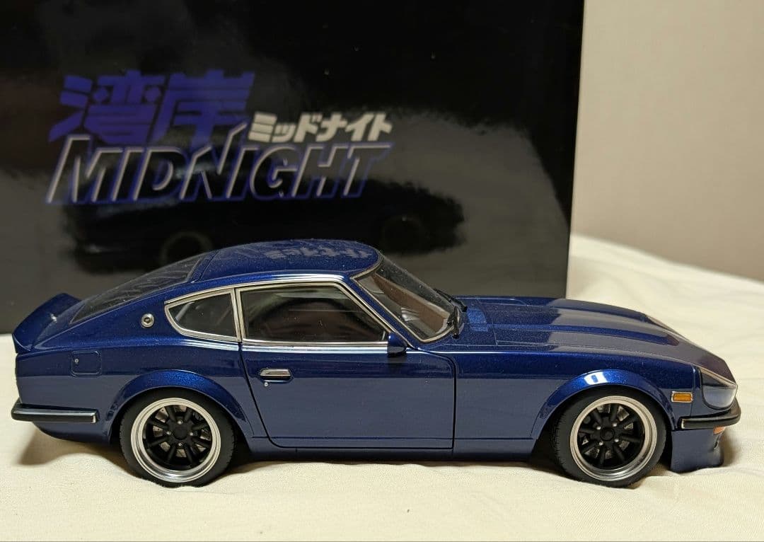 AUTOart 1/18 日産 フェアレディZ 湾岸ミッドナイト 悪魔のZ