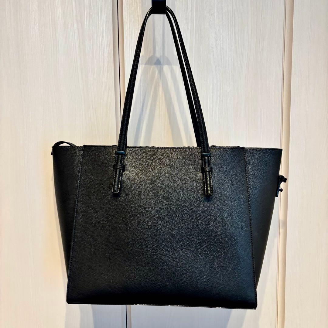 【極美品】CHARLES & KEITH クラシックダブルハンドル トートバッグ
