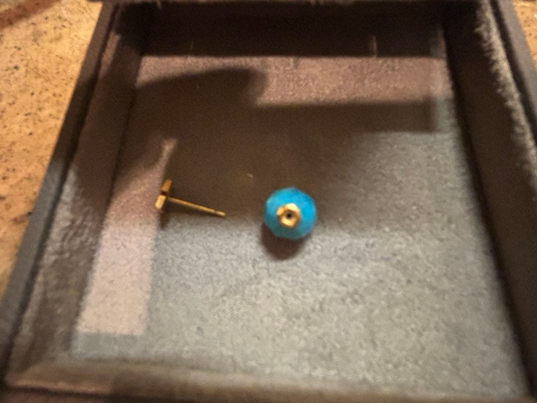 Loree Rodkin プリンセスクロス YGD ターコイズキャッチ　片耳用