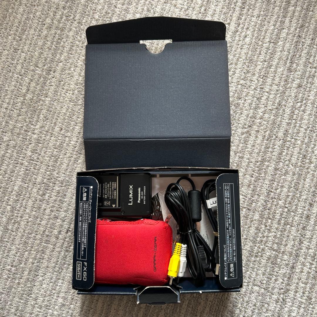 Panasonic DMC-FX60 コンパクトデジタルカメラ