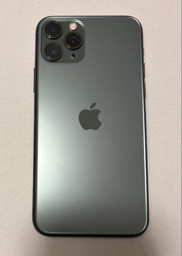 SimフリーApple iPhone 11 Pro 512GB ケース付