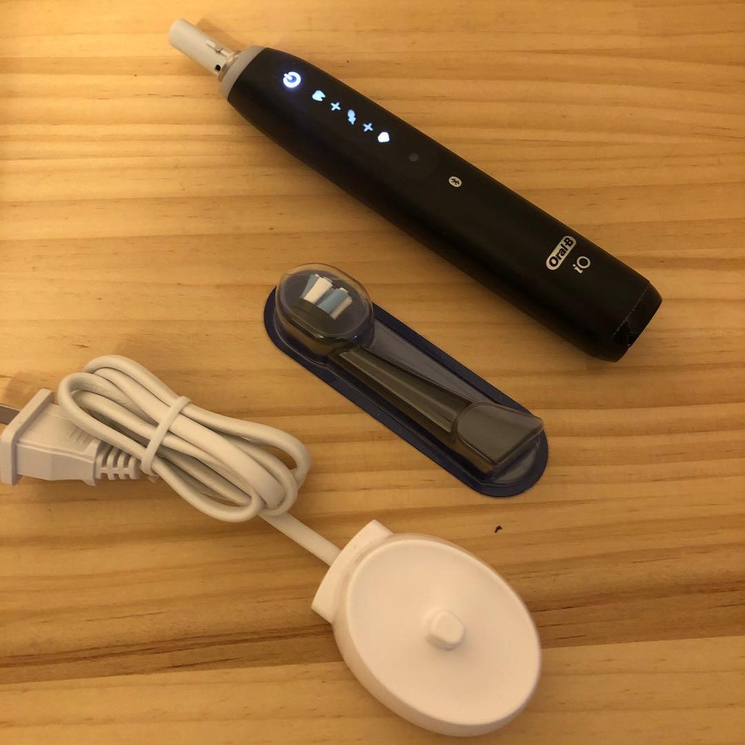 Oral-B iO 5 電動歯ブラシ本体【おまけ舌磨き、変えブラシ】