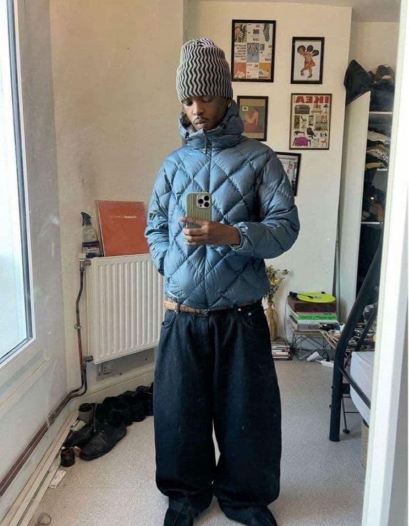 mont-bell ダウンジャケット キルティング　リバーシブル　水色/紫　光沢