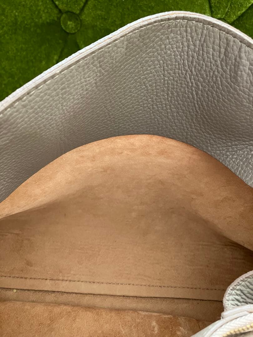 イアクッチIACUCCI レザートートバック