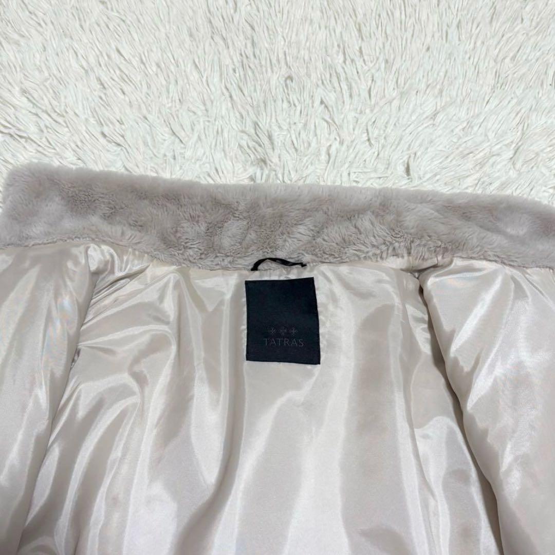美品TATRAS BARBRA 01ファーコート ゴールド金具 ロゴ刻印