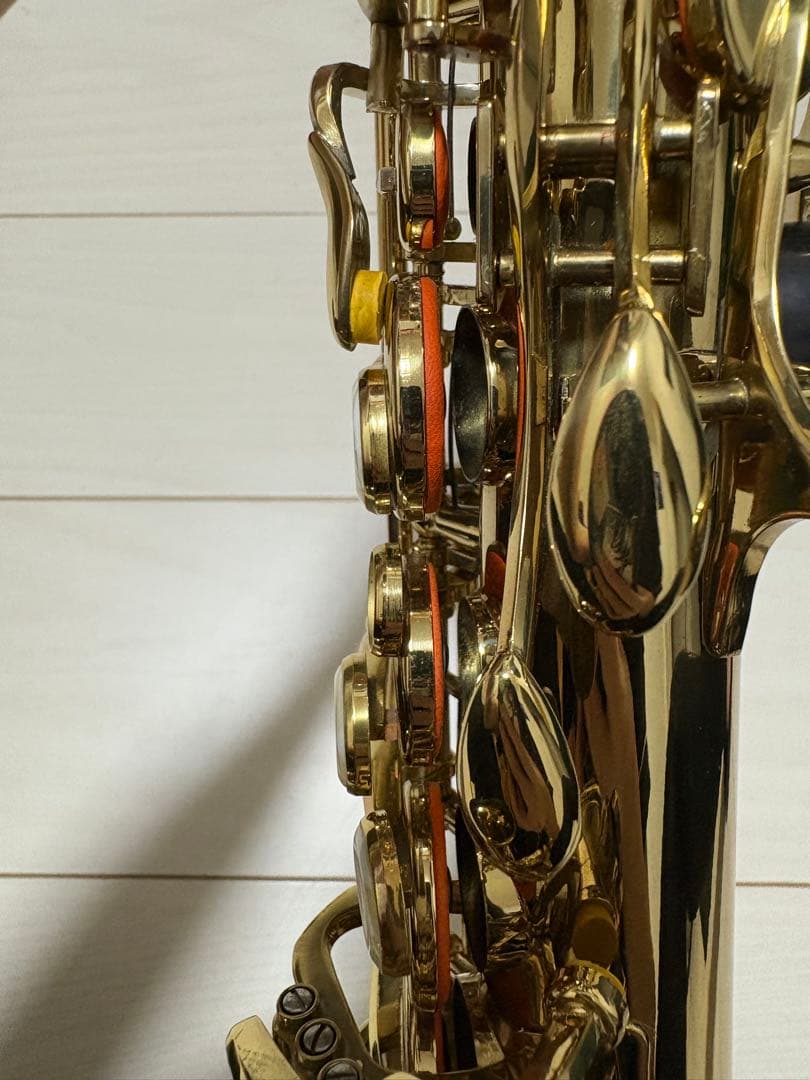 サックス本体 ゴールド ハードケース付き