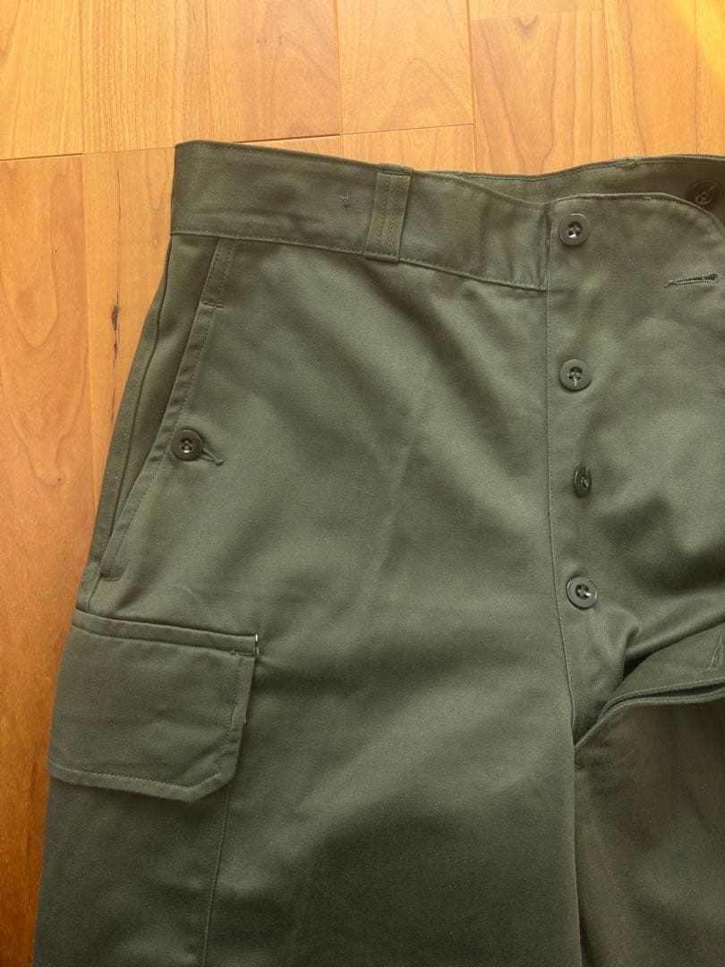 実物　フランス軍M-64カーゴパンツ 《デッドストック》