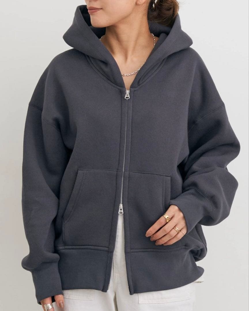 【新品未使用タグ付き】AMERICANA ワイドフルジップフーディー/ブラックC