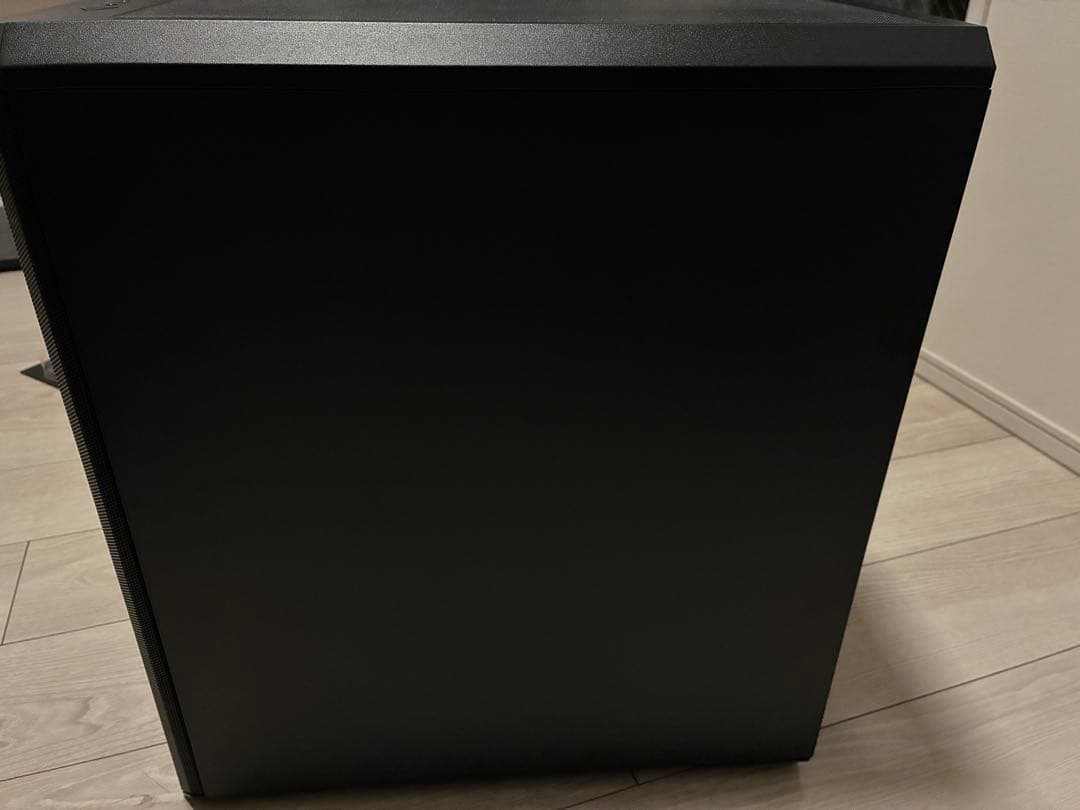 美品 E-ATX対応 XPG PCケース ブラック 3ファン搭載