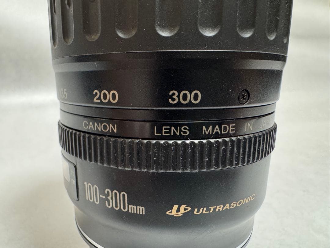 【キャノン 望遠レンズ】Canon ULTRASONIC 100-300mm