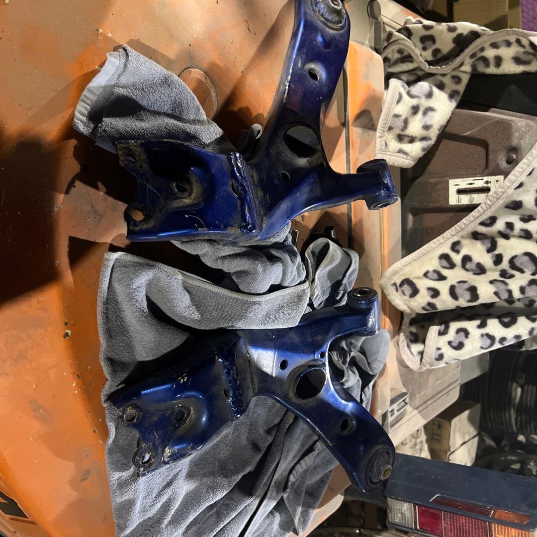 30アルファード ロアアーム