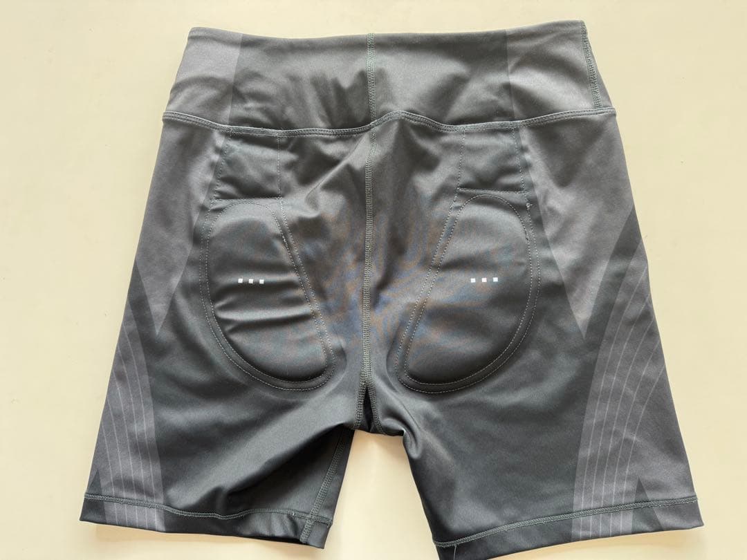 シックスパッド　ヒップフィット　Lサイズ