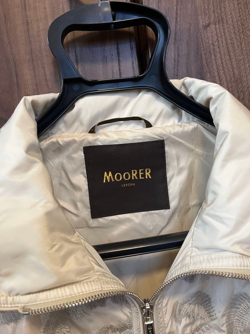 【MooRER 】ムーレー　レディース　ナイロンジャケット　コート　サイズ42