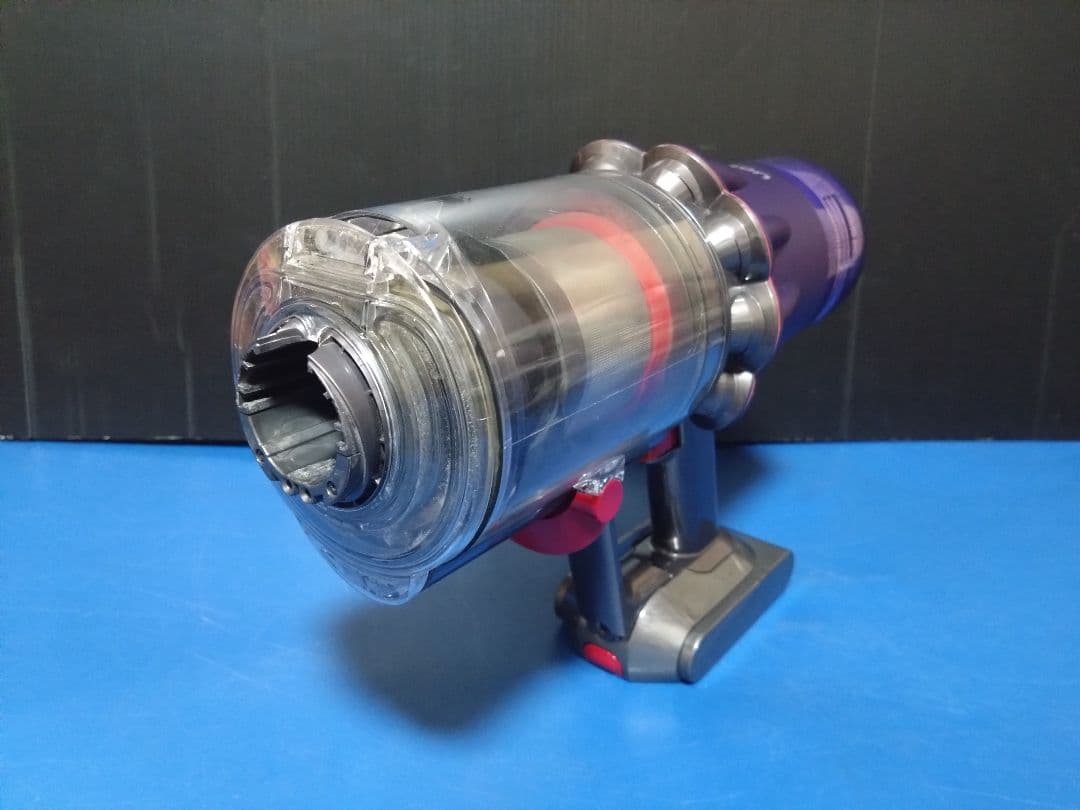 大人気モデル！dyson‼️デジタルスリムフィラフィ SV18　充電スタンド付き