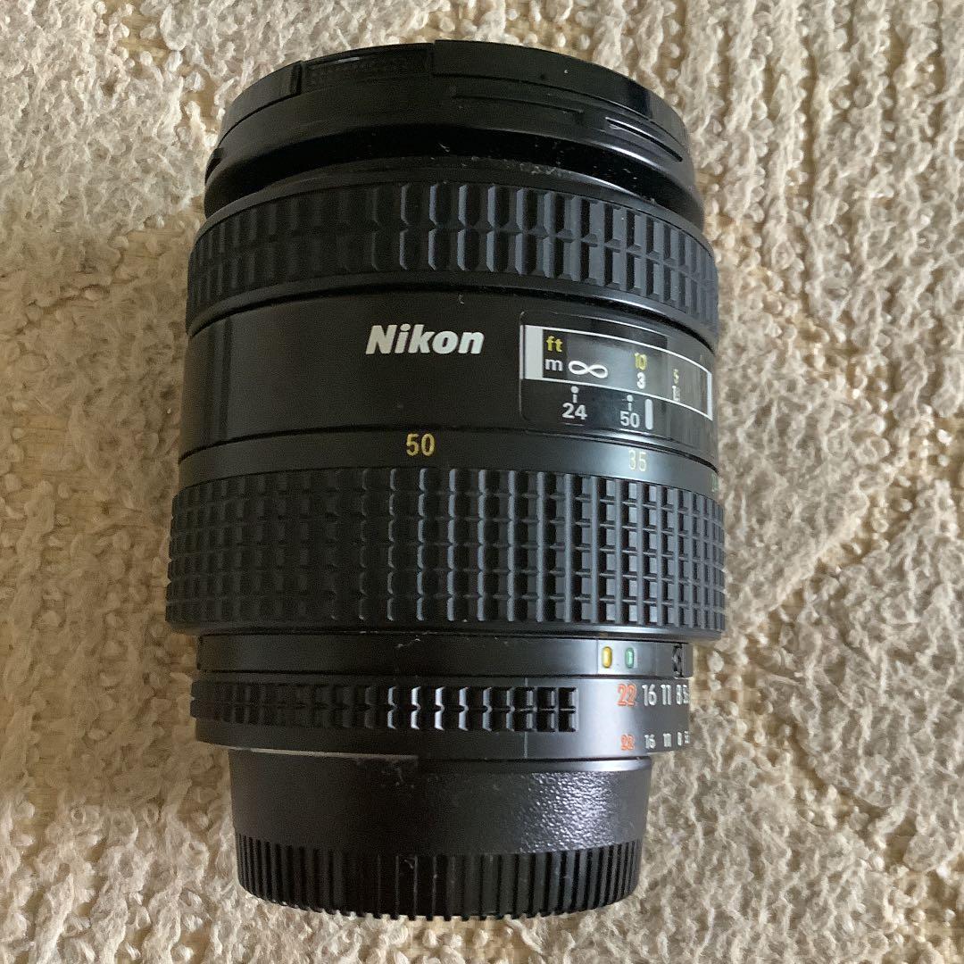 ニコン一眼レフカメラ　　F70D、24-50mm レンズ