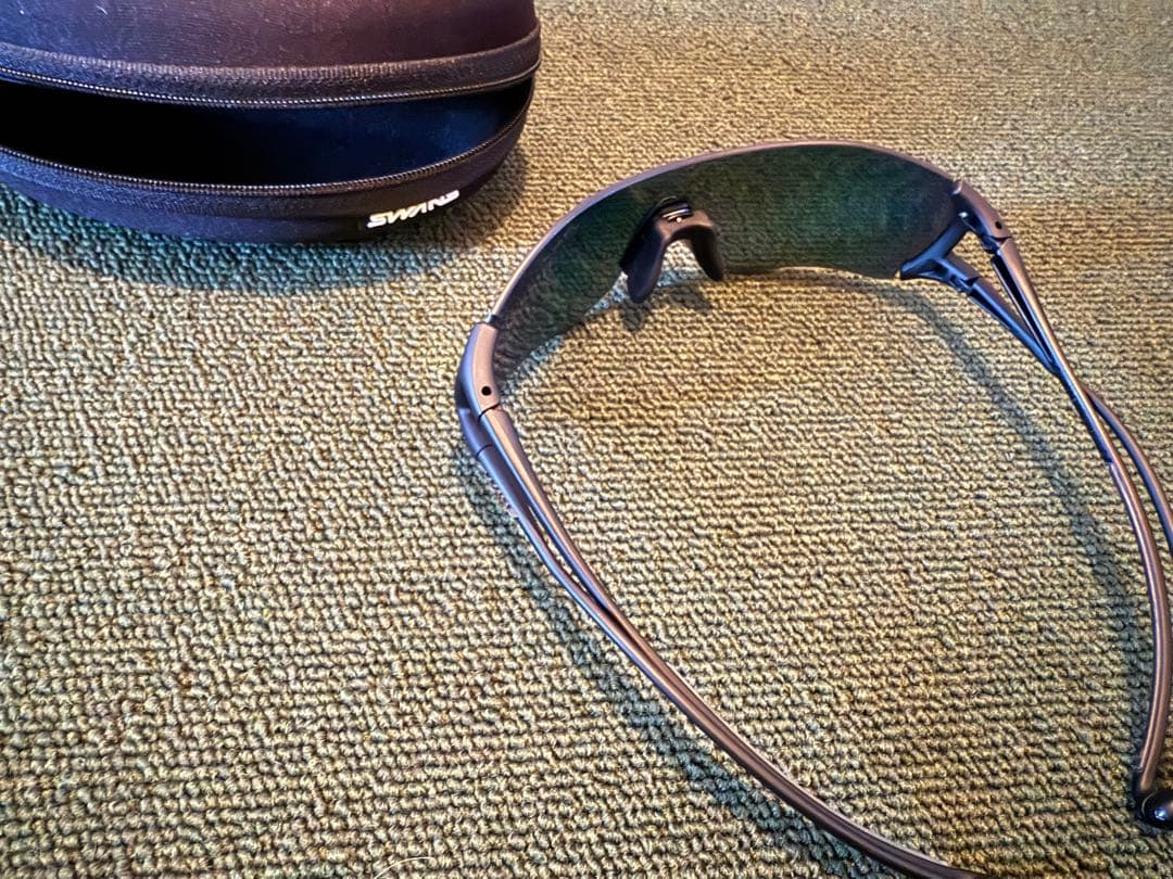 スワンズ　サングラス