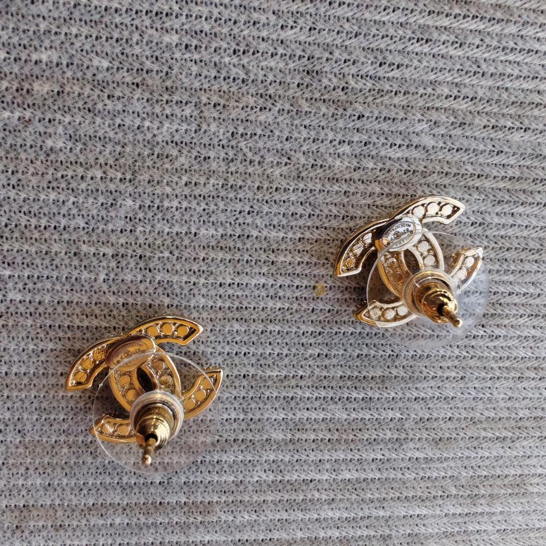 ccピアスゴールドココマークパール