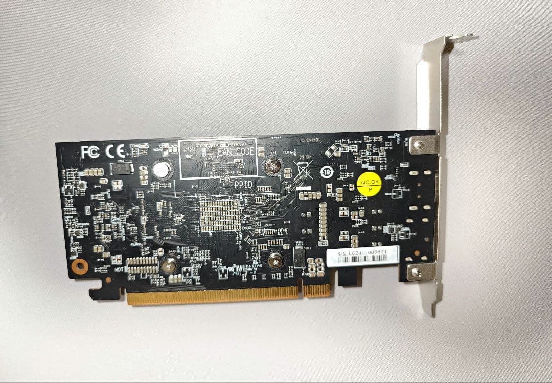 玄人志向 RD-RX6400-E4GB/LP RADEON