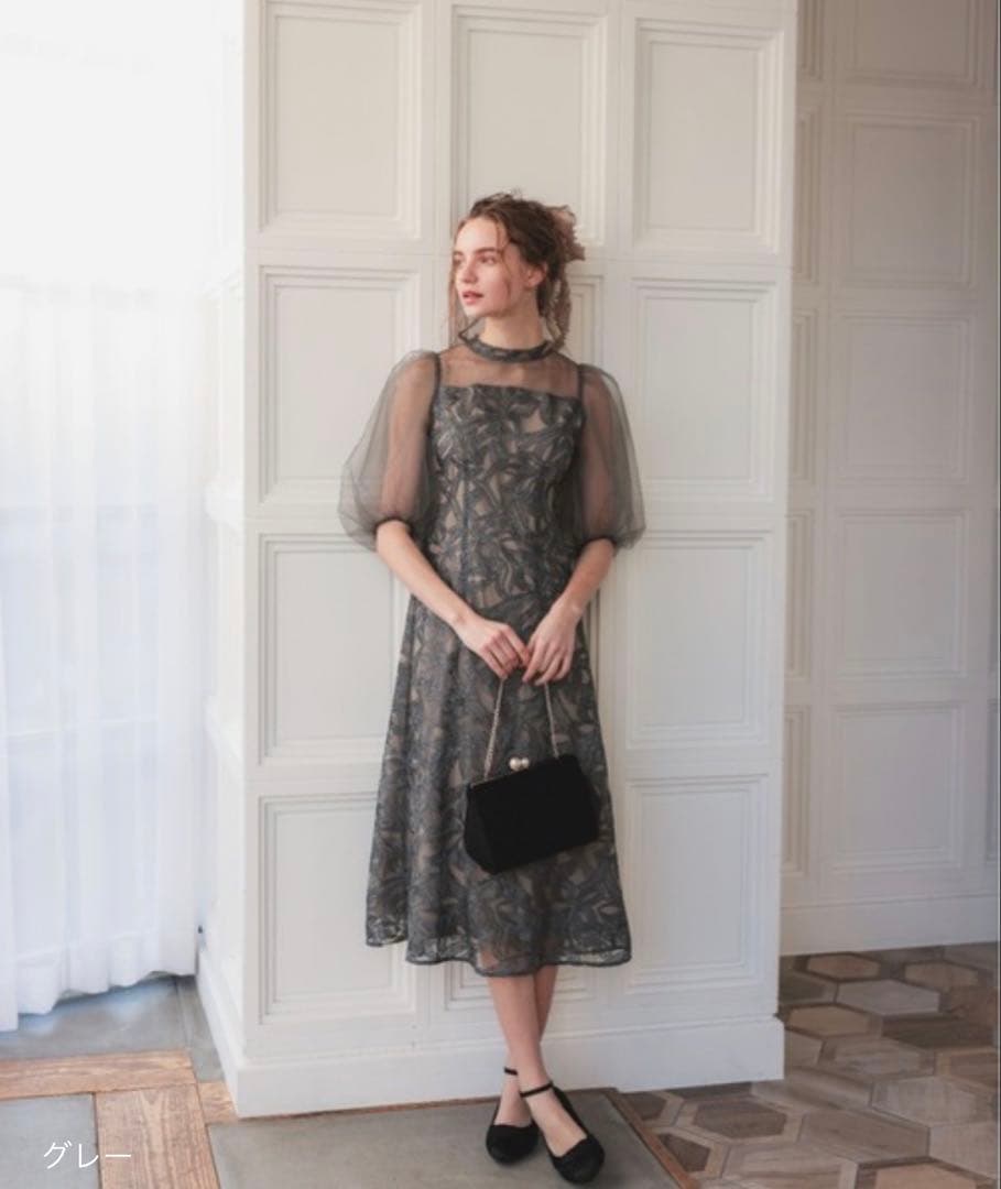 2★新品タグ付き★ドリードール　バルーンスリーブオリジナル柄ドレス