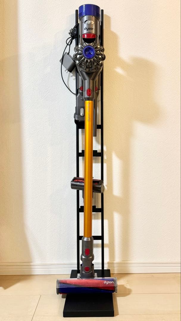 まとめ売り Dyson V8 fluffy ダイソン スタンドセット 動作確認済
