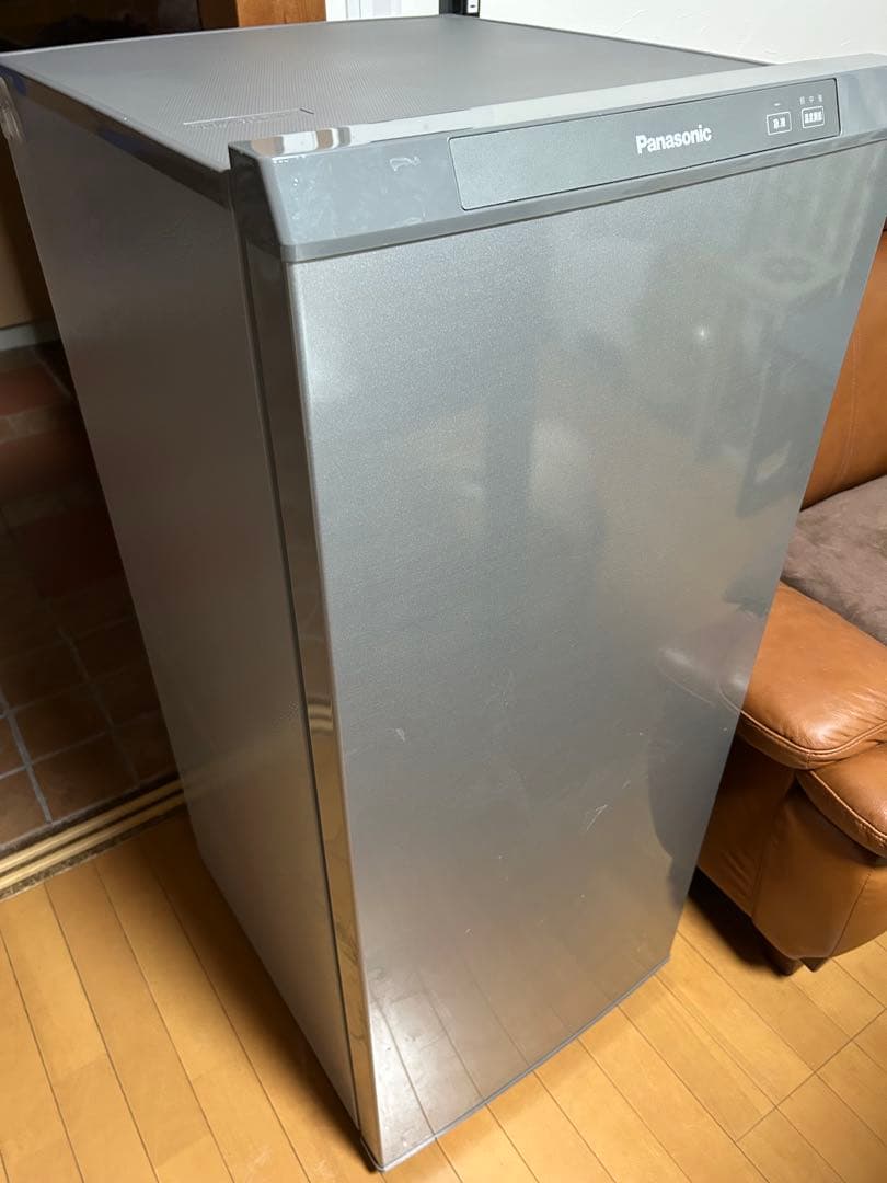 パナソニック　冷凍庫　121L