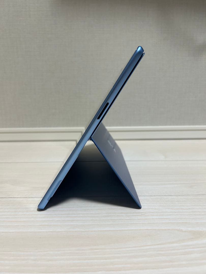 【最終値下げ】Microsoft surface Pro9 256GBブルー
