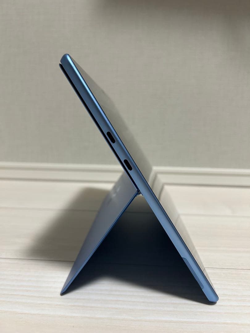 【最終値下げ】Microsoft surface Pro9 256GBブルー