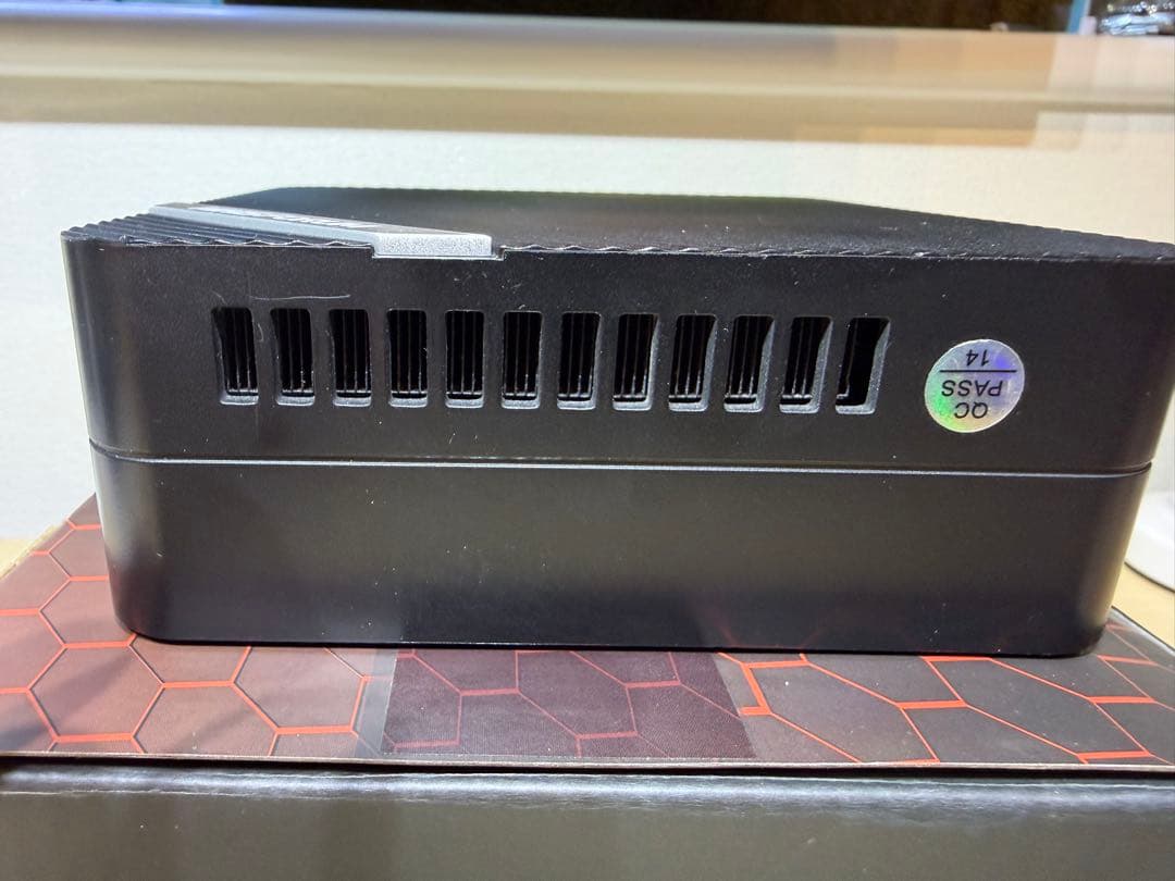 UM560 Ryzen 5 5625U／16GB ／512GB+128GB