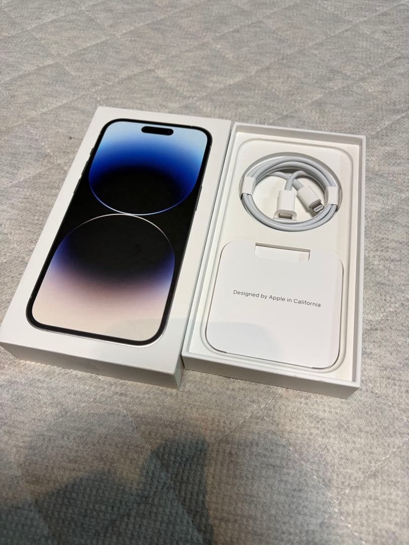 Apple iPhone 14 Pro シルバー 128GB バッテリー82%