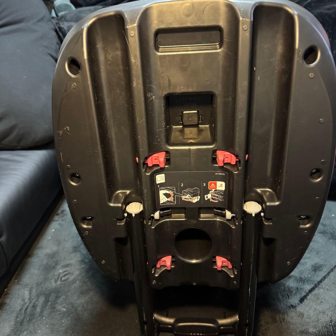 美品 AILEBEBE エールべべ クルットNT2 チャイルドシート 回転式