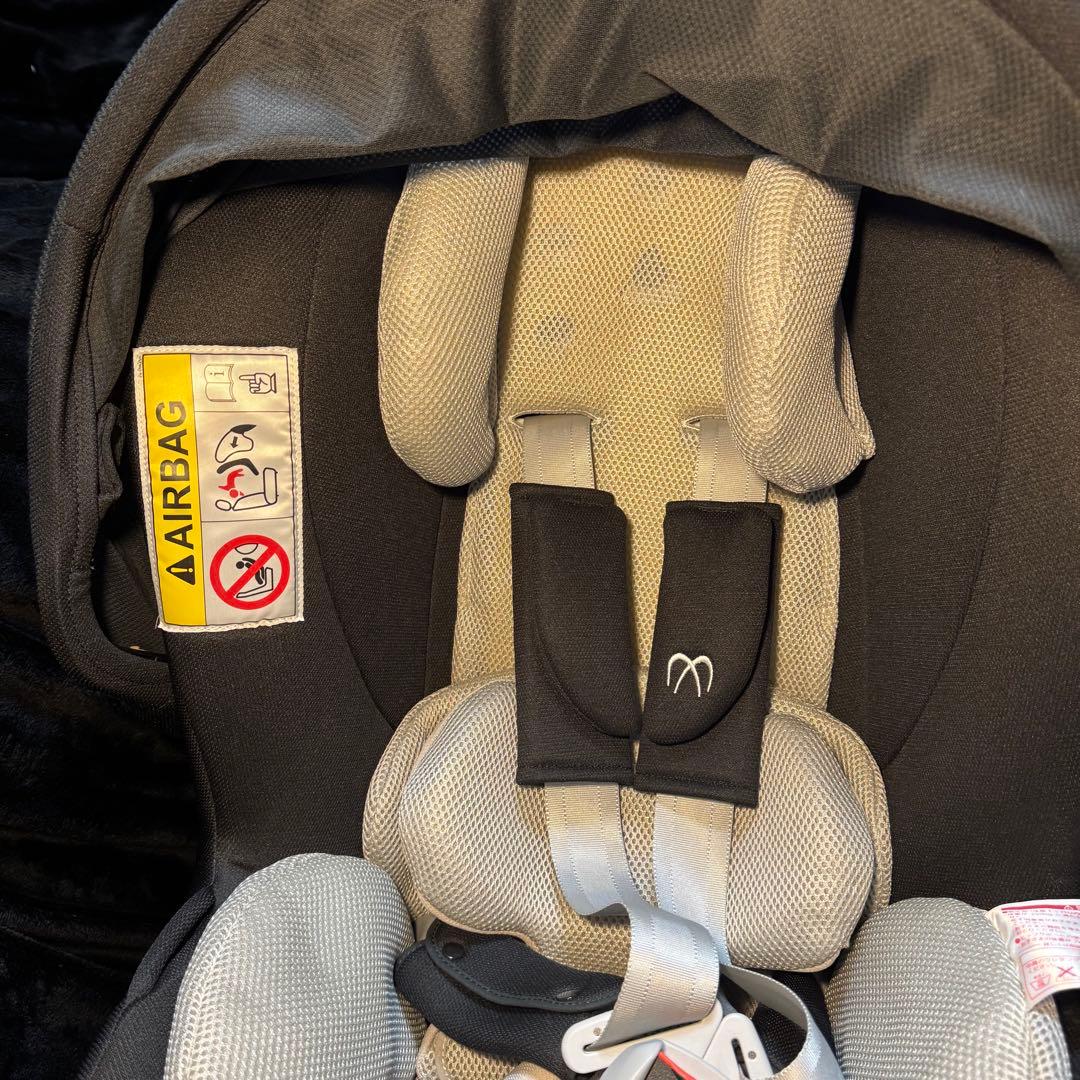 美品 AILEBEBE エールべべ クルットNT2 チャイルドシート 回転式