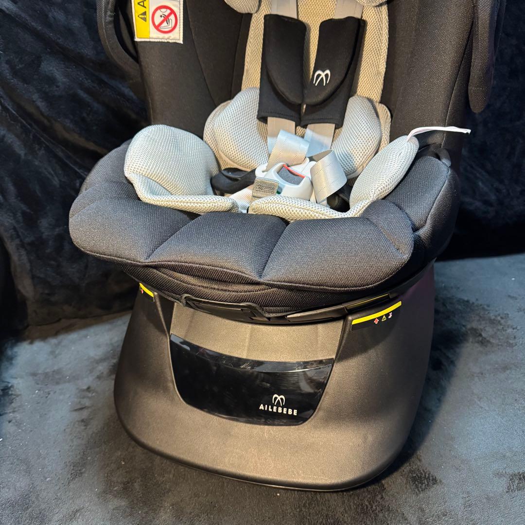 美品 AILEBEBE エールべべ クルットNT2 チャイルドシート 回転式