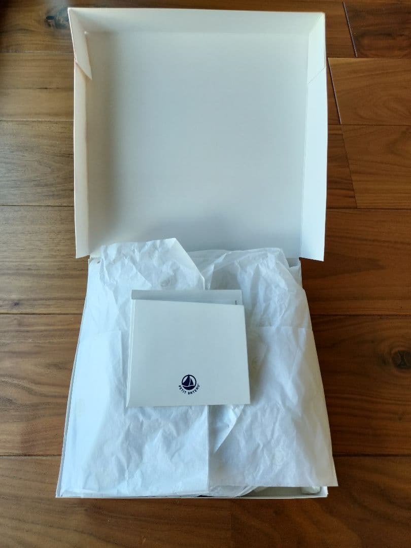 ！！！！早いもの勝ち！！！！【新品未使用】PETIT BATEAU ベビー肌着