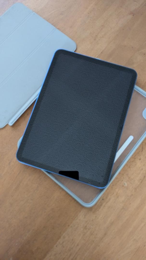 Apple iPad　第10世代　Wi-Fi＋Cellularモデル　64GB