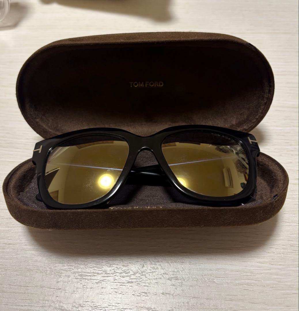 TOM FORD TF436 01C 53サングラス
