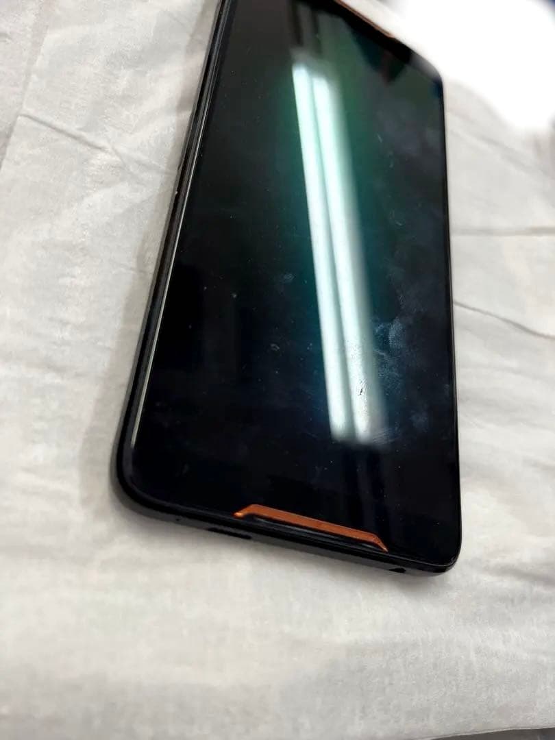 ASUS ROG Phone ゲーミングスマートフォン 本体