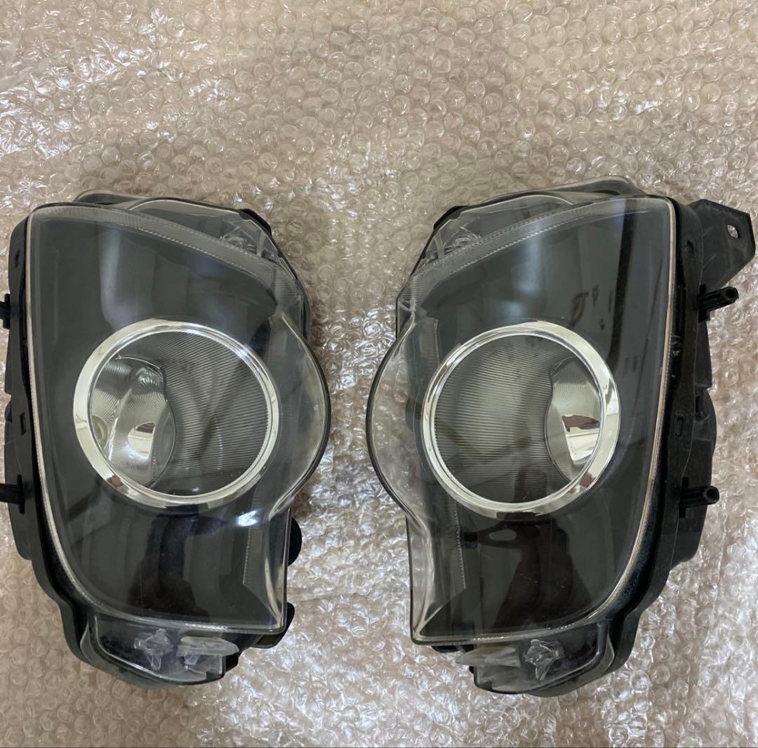 アスリート200系　後期　フォグランプ　左右セット