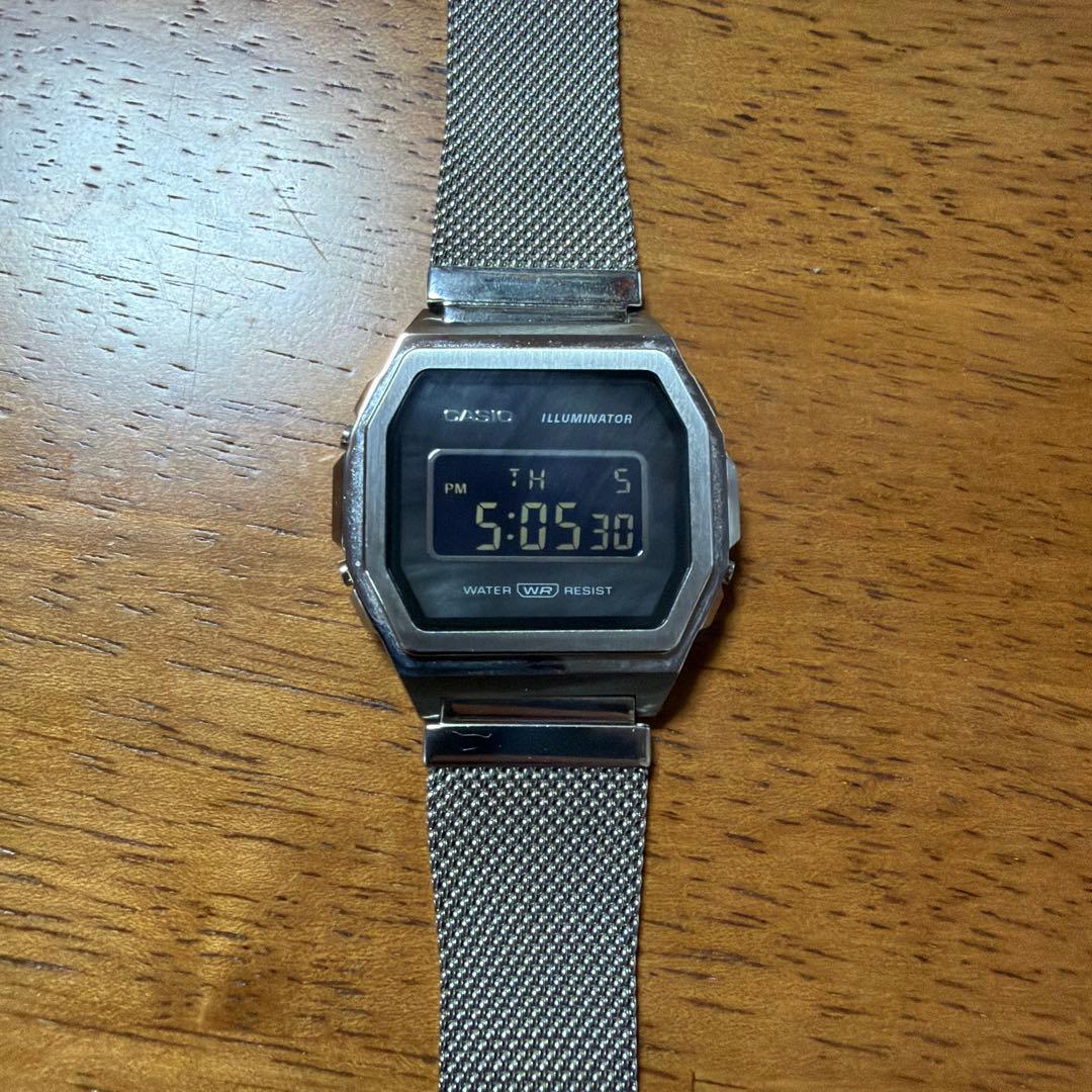 ド*プ様 CASIO A1000M-1BJF クォーツ ユニセックス