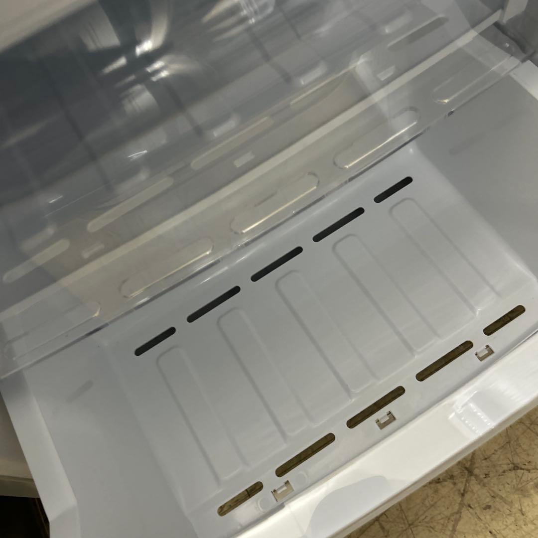 7082 2018年製 三菱 MF-U12B-S1 冷凍庫 121L