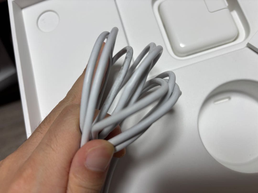 MacBook本体 MacBook Air 2020_M1/8GB/256GB 84%