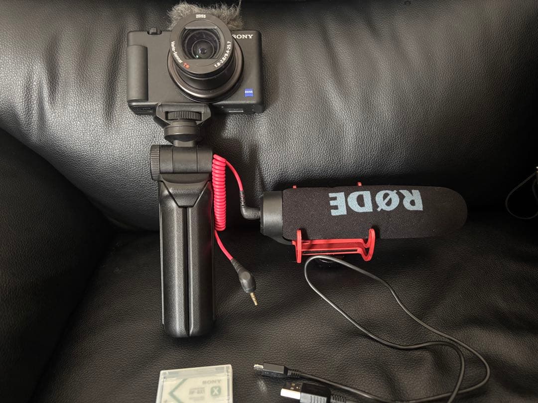 【SONY】zv-1 カメラ　マイク付き　未使用に近い
