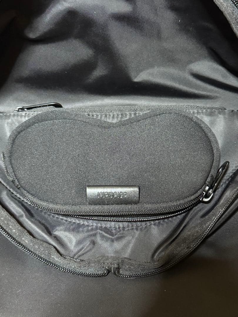 バッグ cote&ciel Hala S Sleek Black/Yellow