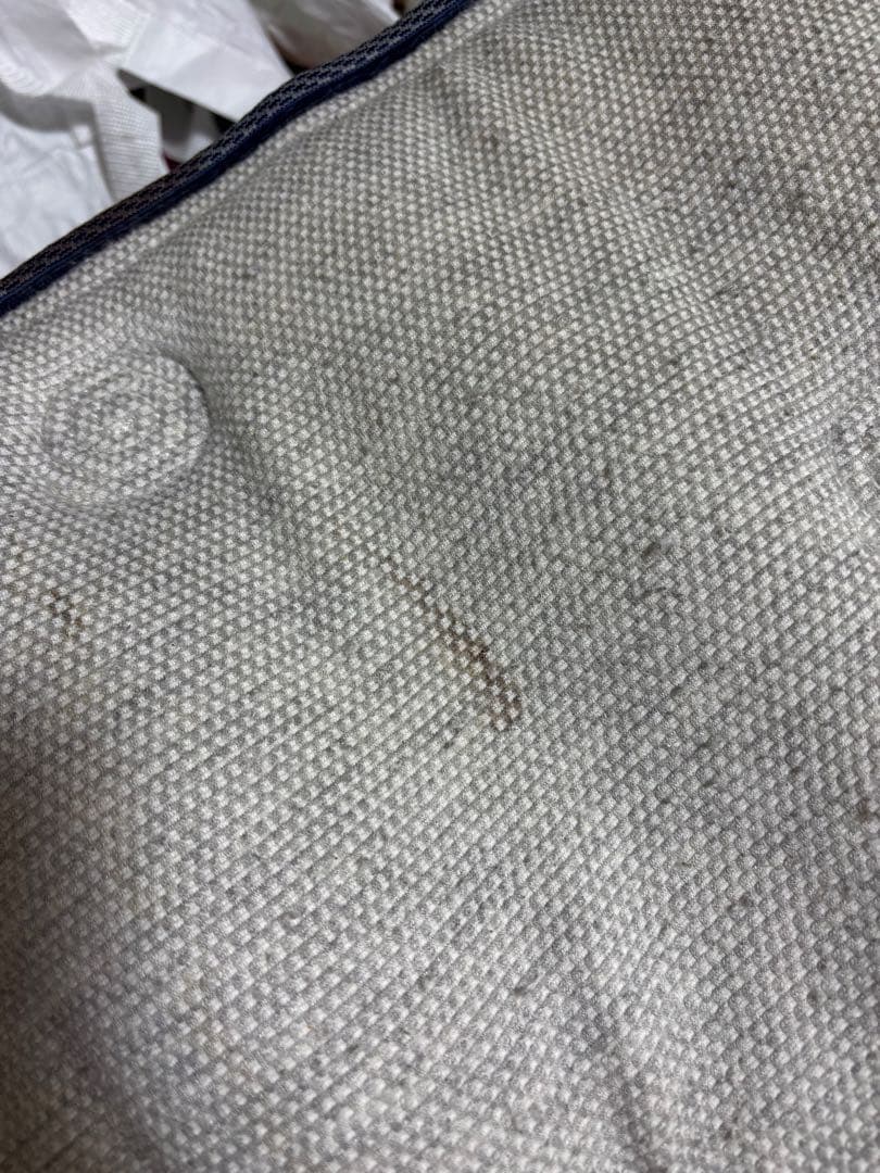 【送料込み】マットレス　クイーンサイズ