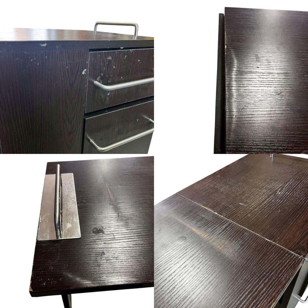 引き取り歓迎！ネイルテーブル　折りたたみ式　キャスター付き