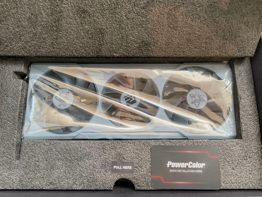 グラフィックボード・グラボ・ビデオカード PowerColor Hellhound RX6700XT white