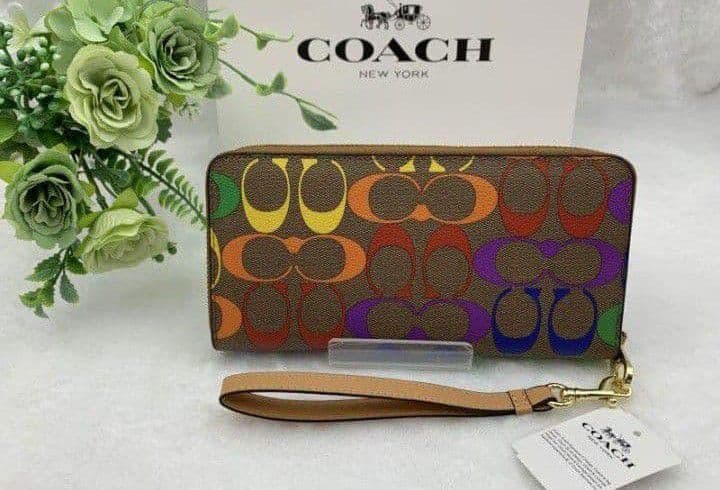 新品未使用コーチ長財布レインボーレディースメンズシグネチャー送料無料即日発送