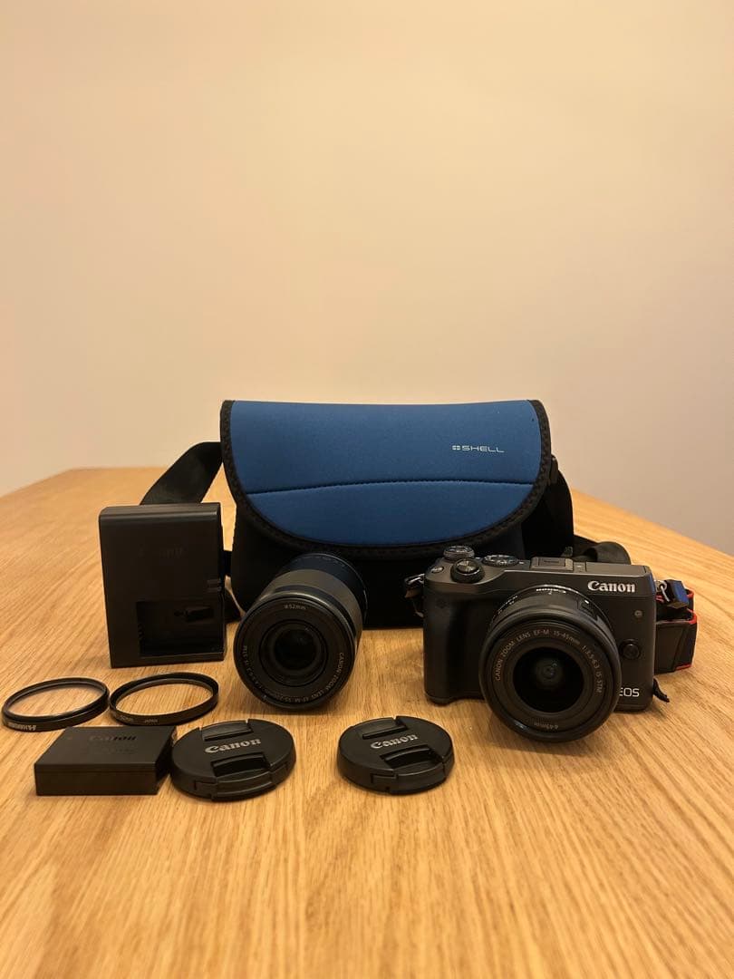 Canon EOS M6 ブラック　ミラーレス一眼