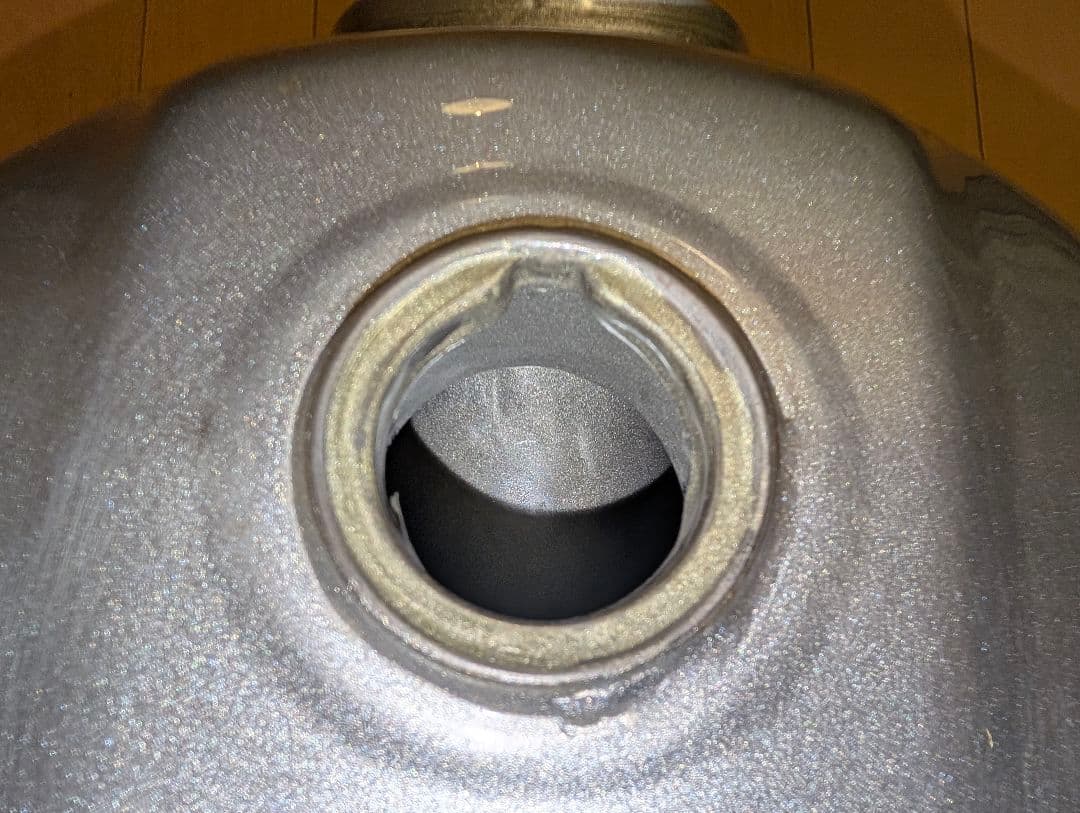 【4/27で出品終了】CB400SS タンクセット 【希少】【初期型デザイン】