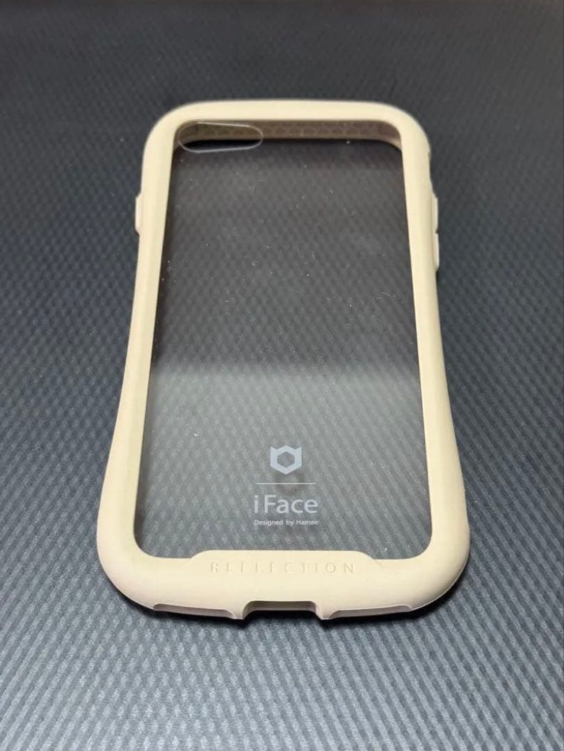 iPhone 7 (PRODUCT RED) au 本体とiFaceケース